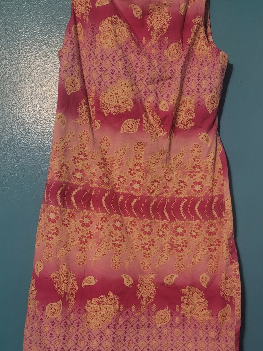 Scarlett Pink and Gold Paisley Print Shift Dress